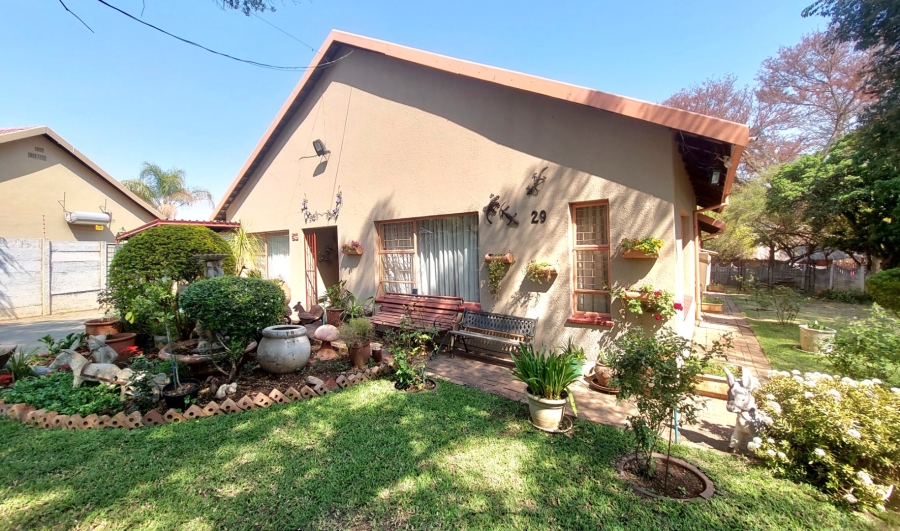 4 Bedroom Property for Sale in Elandsrand North West